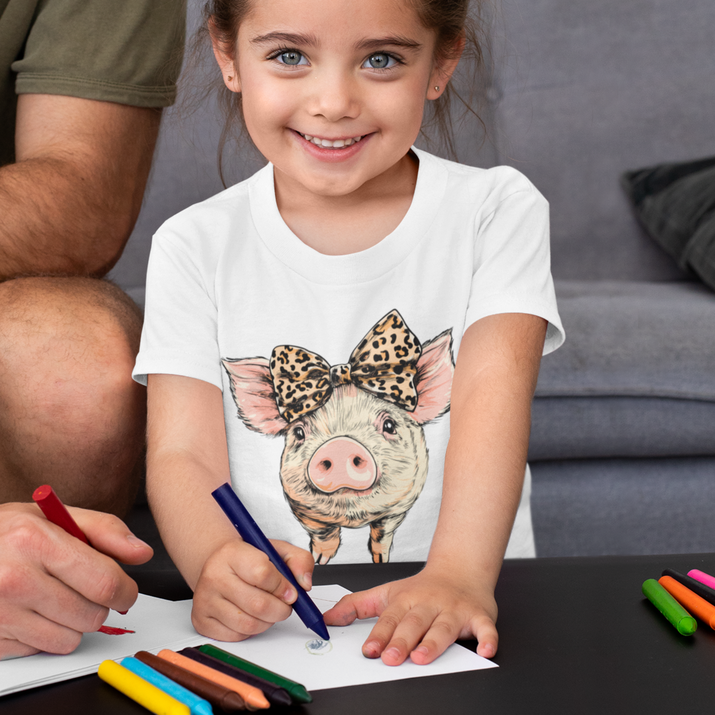 Cute Pig and Bow - Girls Graphic T-shirt